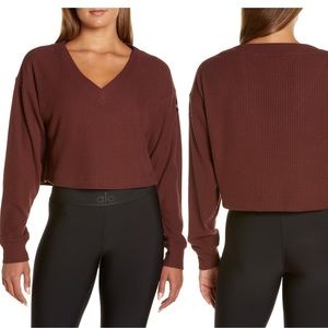 Alo Mused Ribbed Cropped Pullover